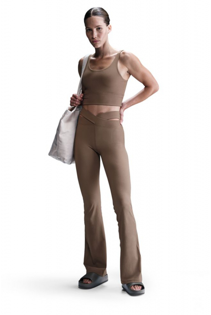 Spodnie Nike Zenvy Rib - HJ1846-233